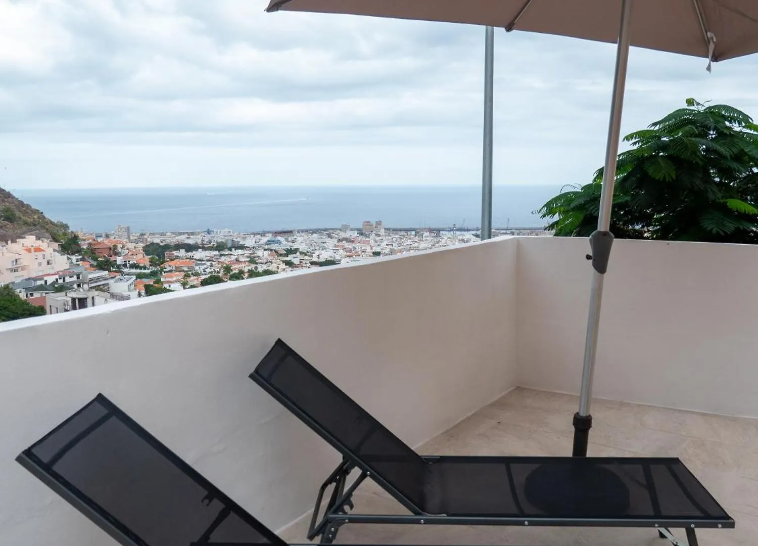 Villa Nicpa Cueva Escondida Exclusive Santa Cruz de Tenerife 0*,